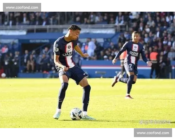 曼联锋线转向!埃基蒂克天价令红魔锁定 5000 万欧新目标 曼联锋线转向!埃基蒂克天价令红魔锁定 5000 万欧新目标