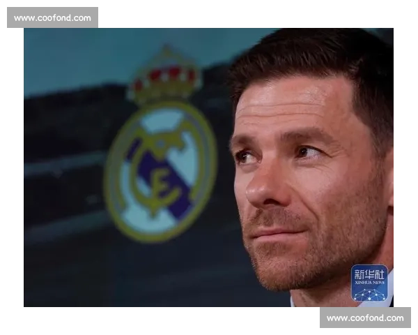 阿隆索直言不满：皇马首秀上半场过于急躁，中场调整显成效