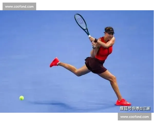 郑钦文教科书级放小球戏耍阿尼西莫娃，决胜盘关键分引爆全场！