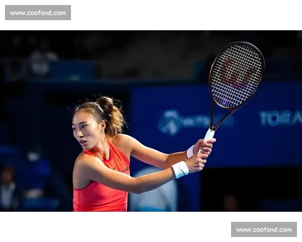 鏖战三盘难破温网魔咒！郑钦文决胜盘崩盘，连续三年止步首轮