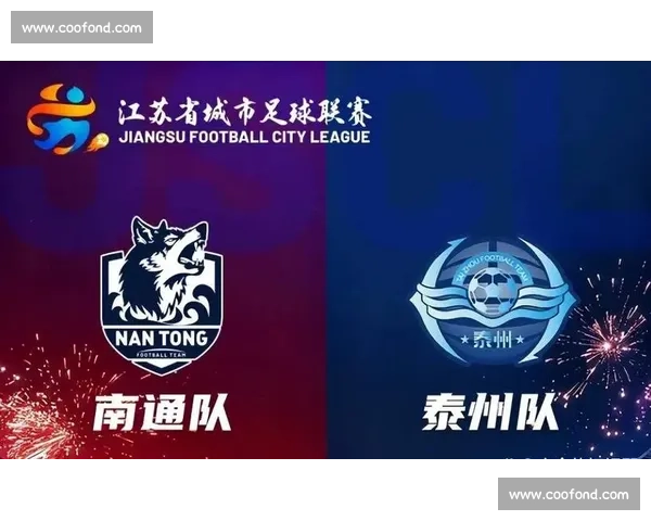 苏超球迷赛后 “最帅捡垃圾” 人走场净成文明标杆